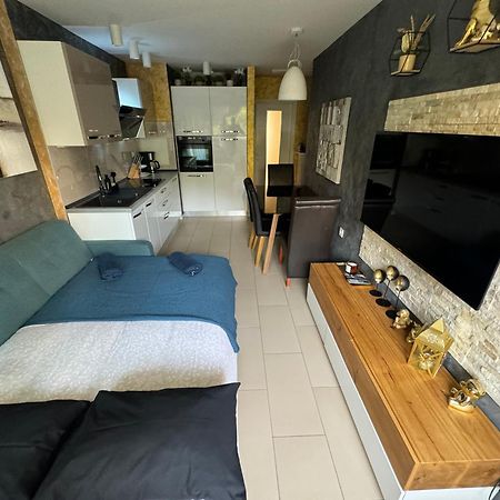 Apartment Astra With Private Parking Split Extérieur photo