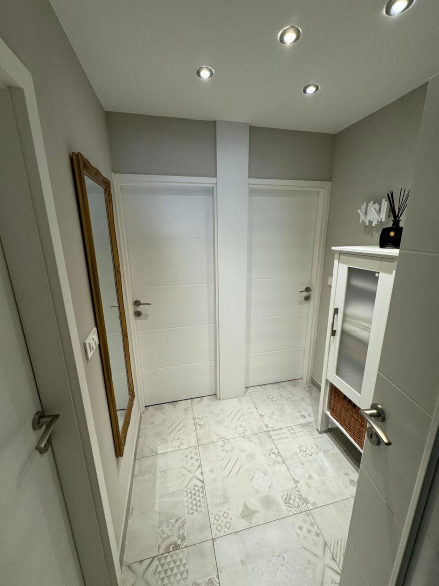 Apartment Astra With Private Parking Split Extérieur photo