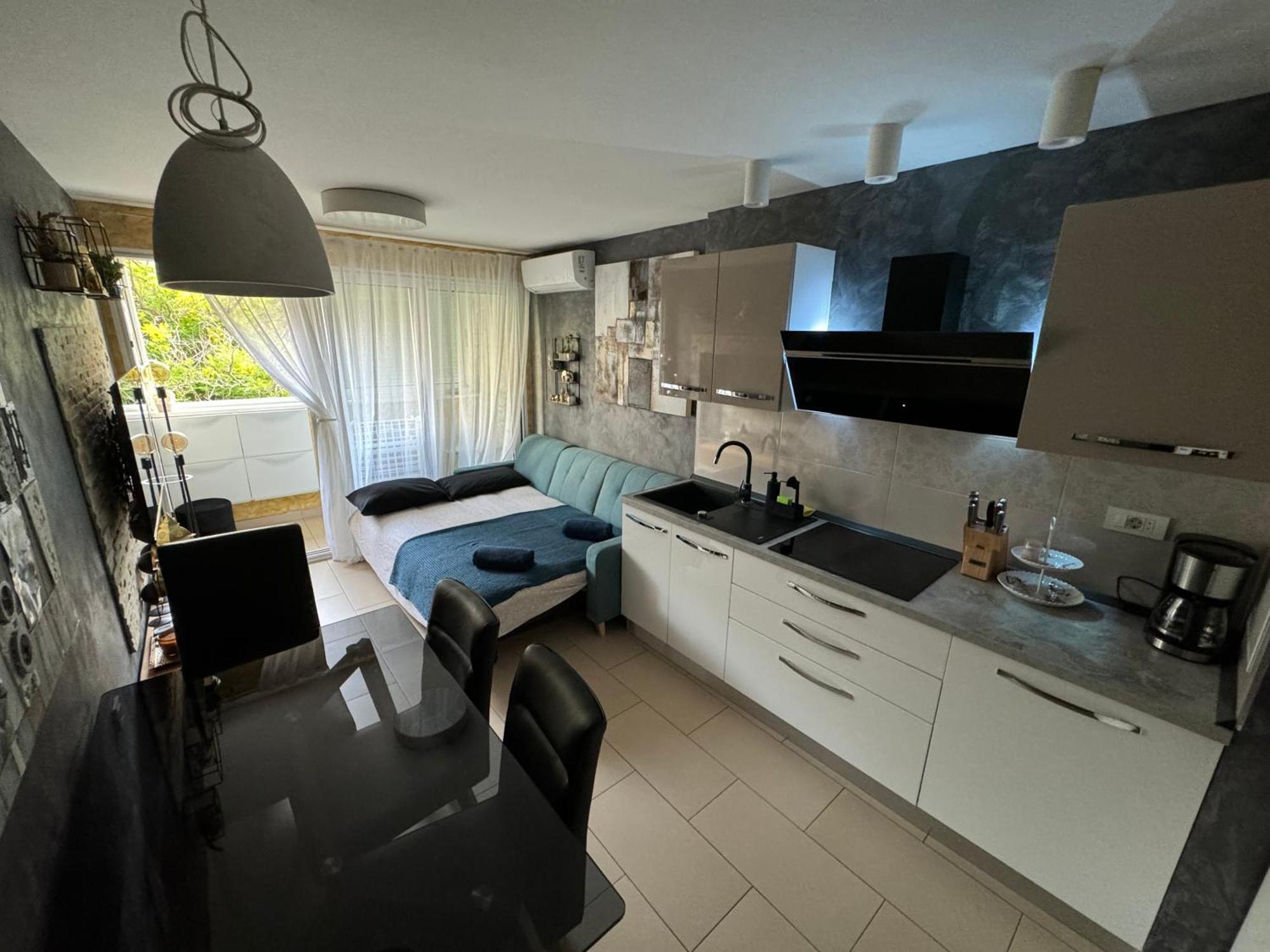 Apartment Astra With Private Parking Split Extérieur photo